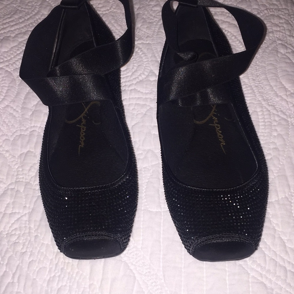 Ballet style shoes with sparkles